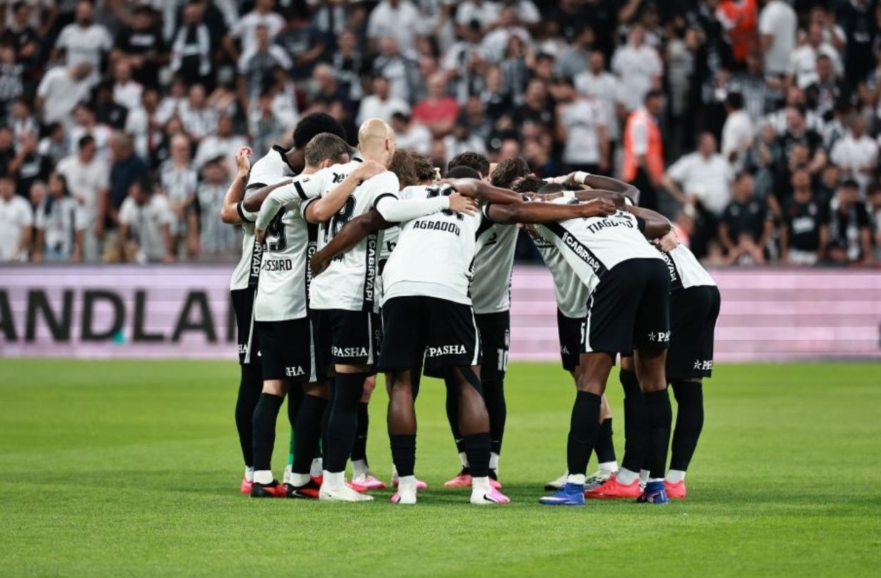 Beşiktaş, Marsilya karşısında favori: Vlahovic ve Kökçü'nün rolü kritik