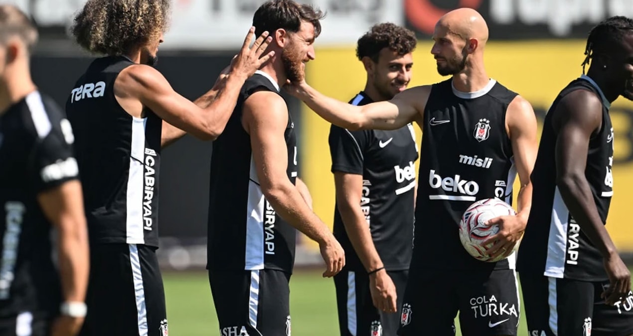 Beşiktaş, Hradec Kralove maçı hazırlıklarına hız kesmeden devam ediyor