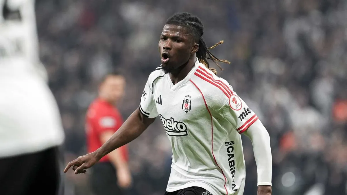 Beşiktaş, El Bilal Toure ile yollarını ayırdı
