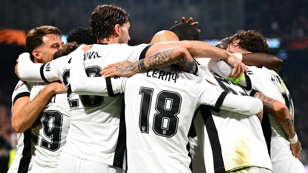 Beşiktaş'ın 2 yıldızı Premier Lig'in radarında!