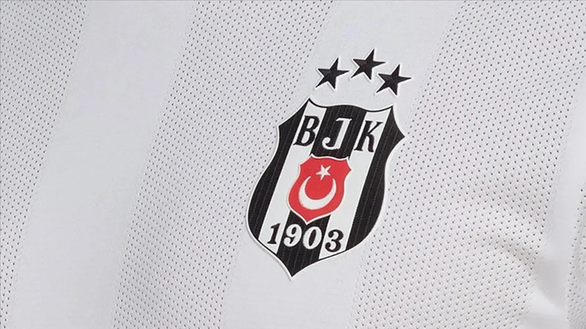 Beşiktaş'ın genç yıldızı Hekimoğlu'na Schalke'den 5 milyon euro teklif