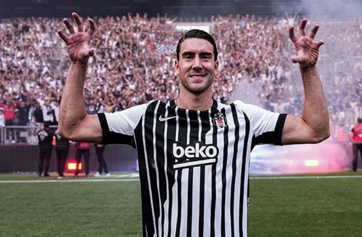 Beşiktaş, Dusan Vlahovic'in lisansını çıkardı!