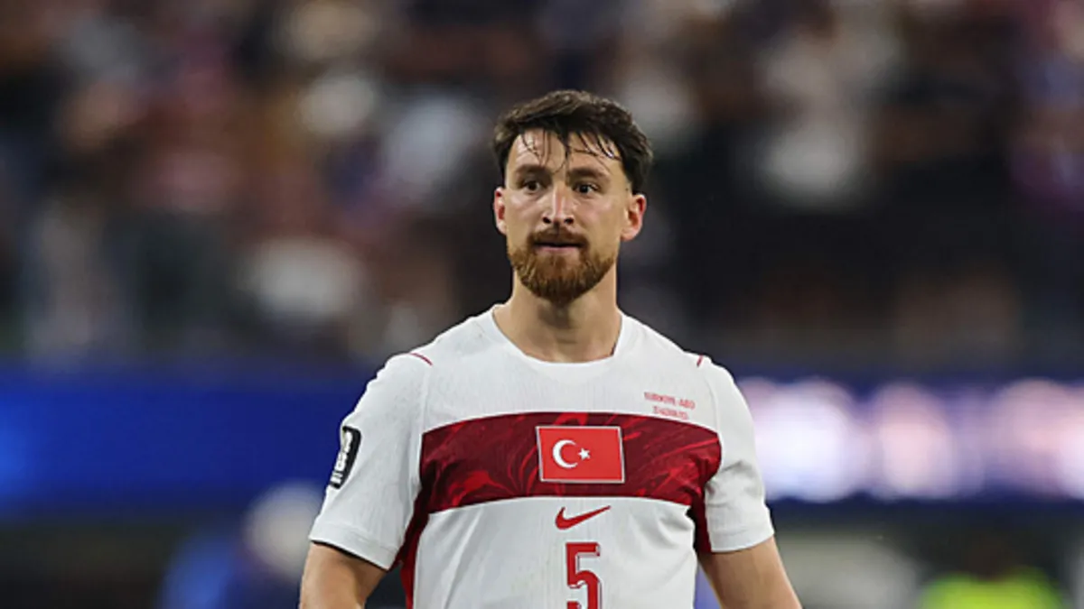 Salih Özcan, Beşiktaş için İstanbul'a geliyor!