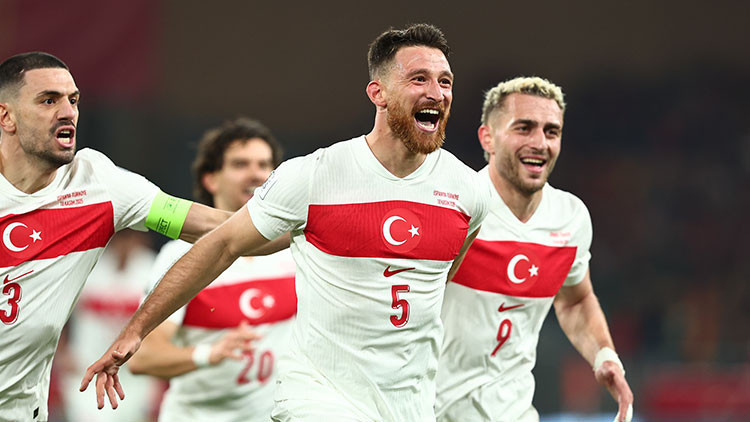 Beşiktaş, İlhan Fakılı ile 4 yıllık sözleşme imzaladı, Salih Özcan ile görüşmelere başladı