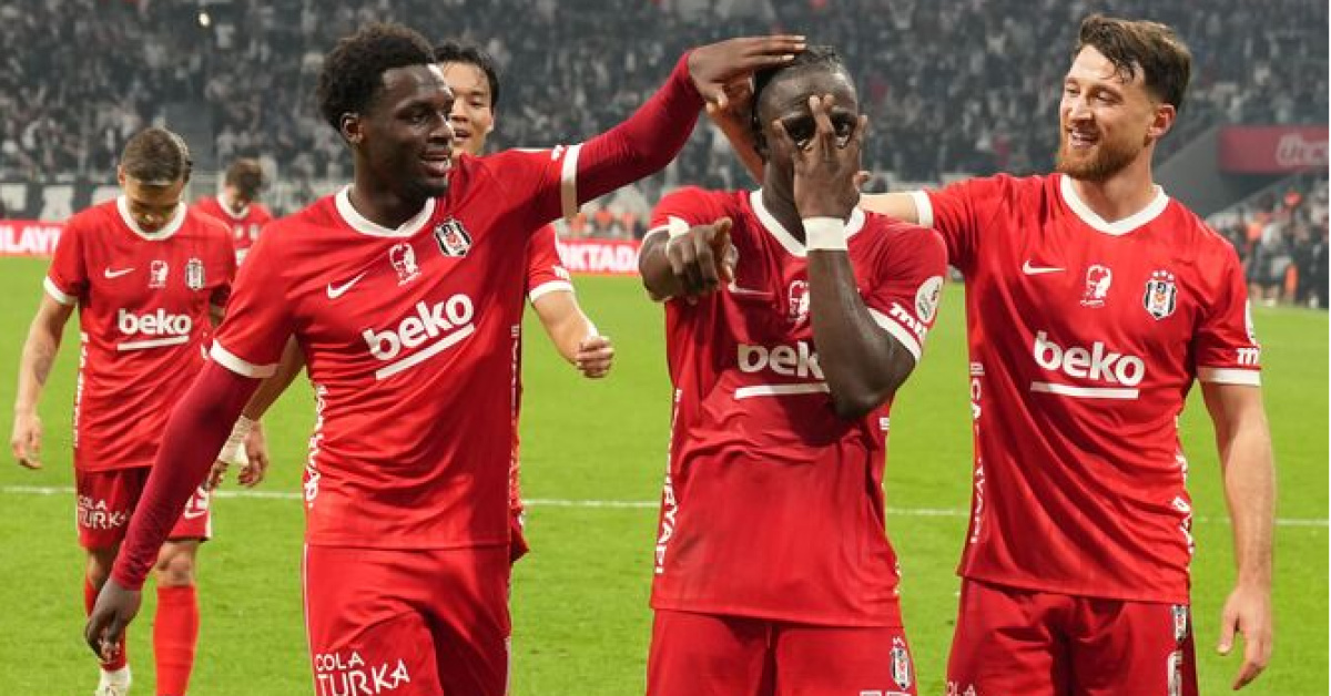 Spor yazarları Beşiktaş'ın Başakşehir galibiyetini değerlendirdi