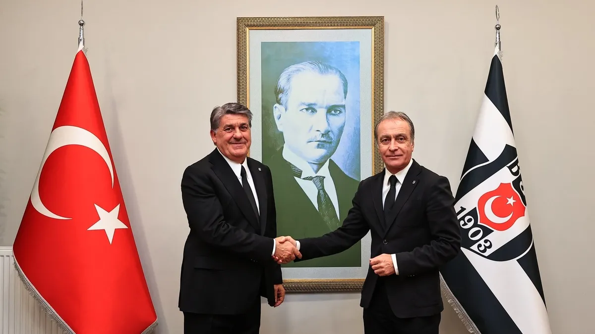 Beşiktaş'ta Teknik Direktör Arayışında İki İsim Öne Çıkıyor